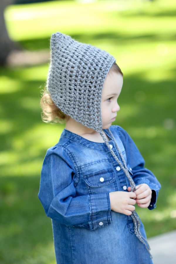 Simple Crocheted Pointed Free Toddler Size Pattern!