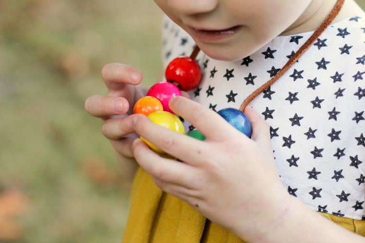 Kid Crafts: Toddler-Safe Beaded Necklace - Make