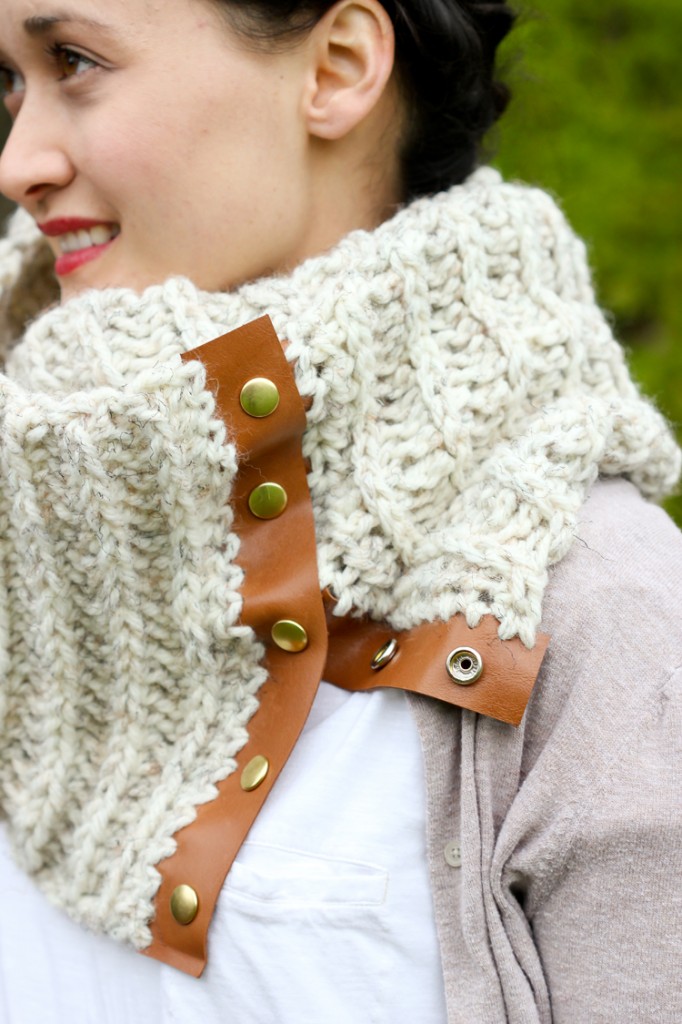 Crochet Leather Snap Scarf – Free Pattern