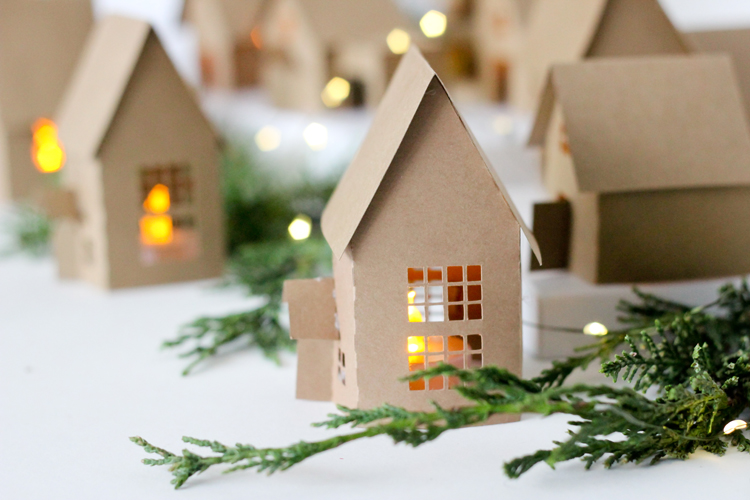 Download Christmas Advent Paper Houses