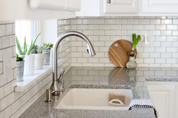 Kitchen Renovation Series: Installing a Tile Back Splash