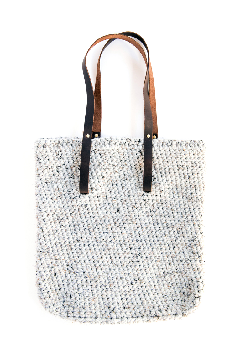 Leather Strap Crocheted Tote – FREE PATTERN