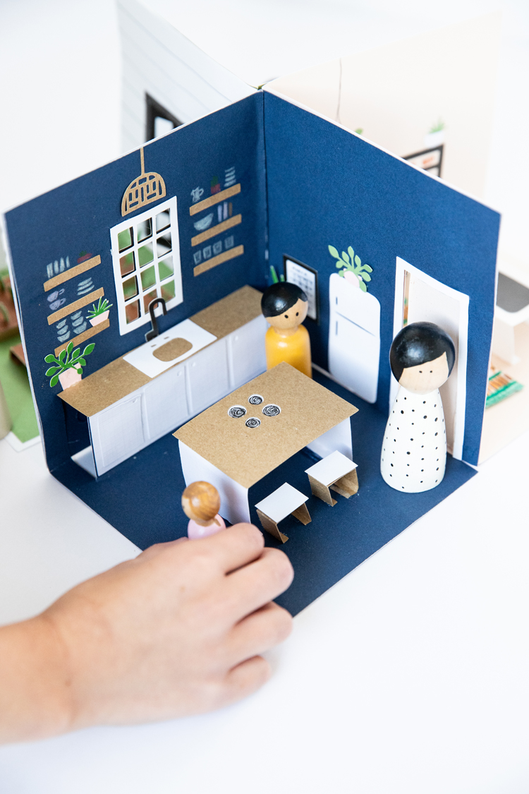 pop-up-paper-doll-house-free-cut-files