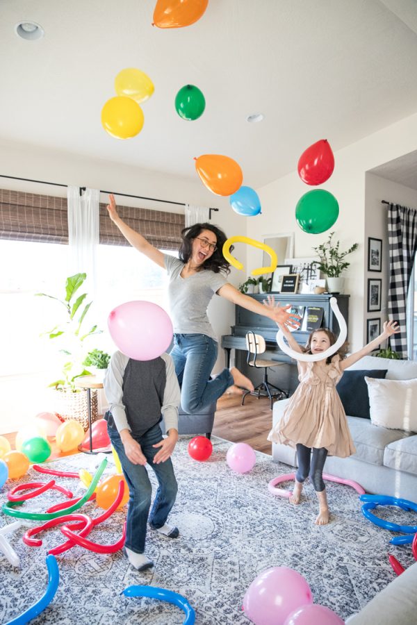 7 Easy New Year’s Eve Ideas to do with kids!