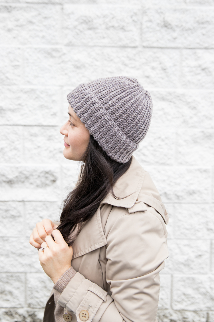 How to knit a hat for beginners [+video tutorial]