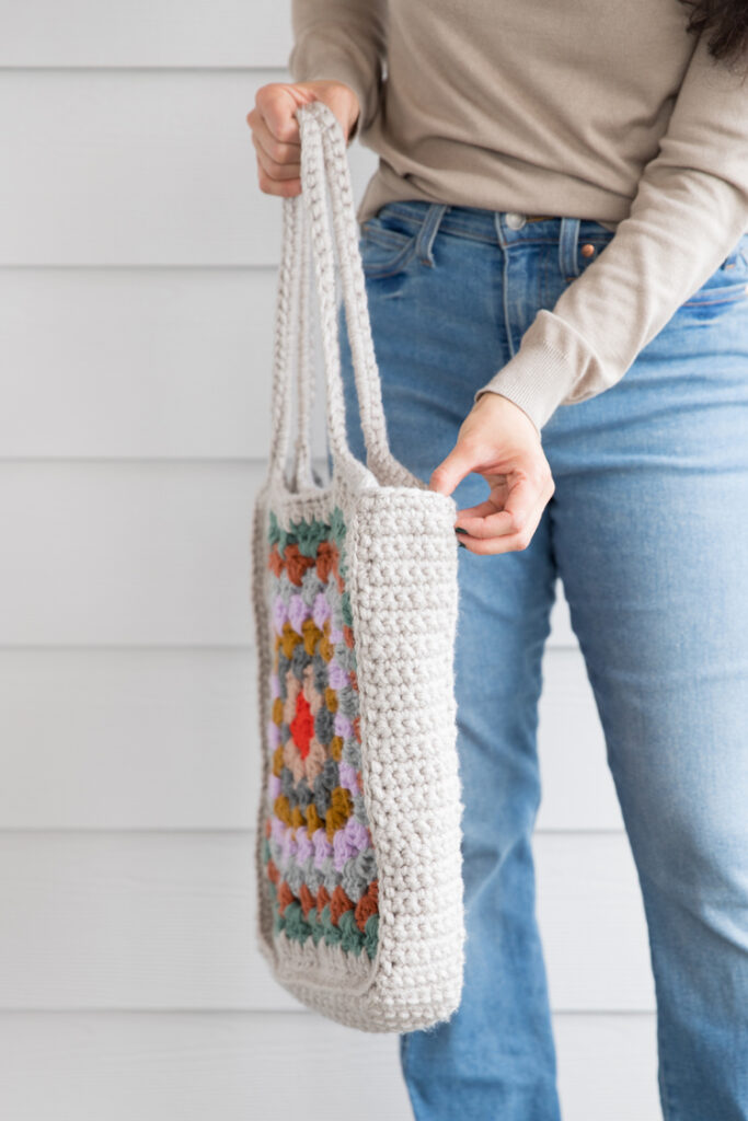 Granny Square Tote – free pattern & tutorial